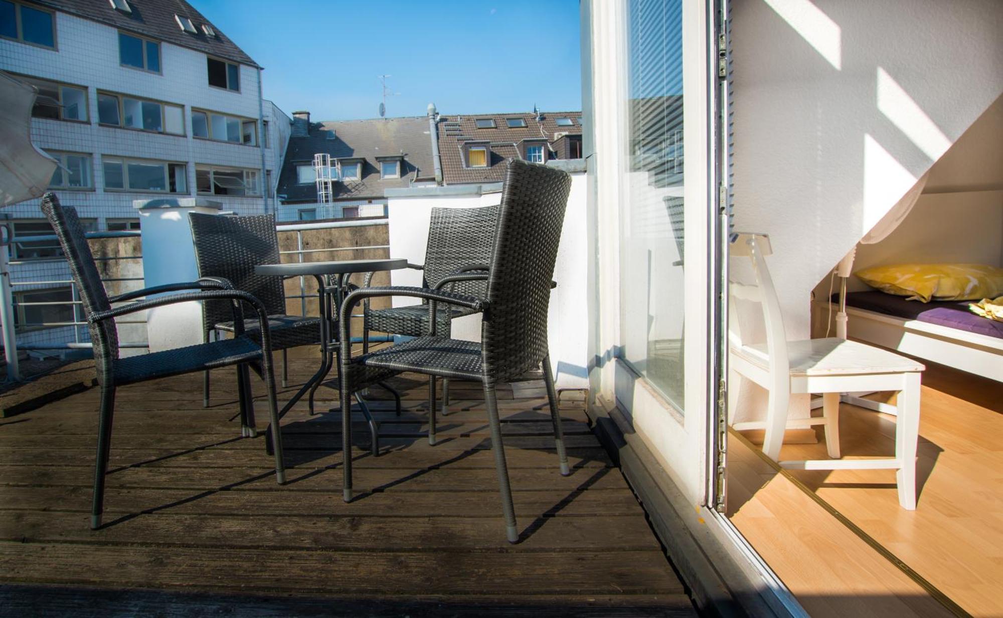 Altstadt Apartment Charly Düsseldorf Exterior foto
